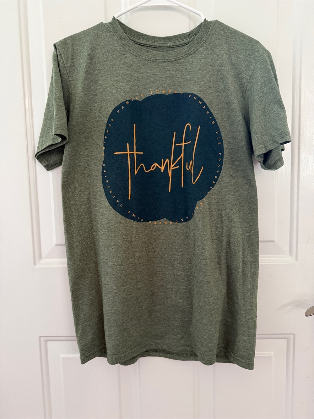 Women’s Thankful Graphic Tee - Olive Green with Navy & Gold Print Size Medium